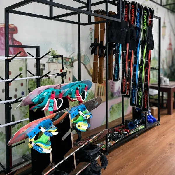 ski equipment2