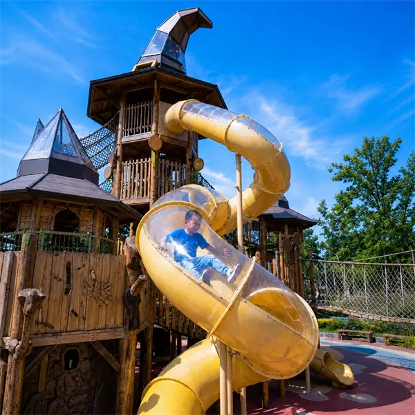 outdoor non powered magic tree house play castle2